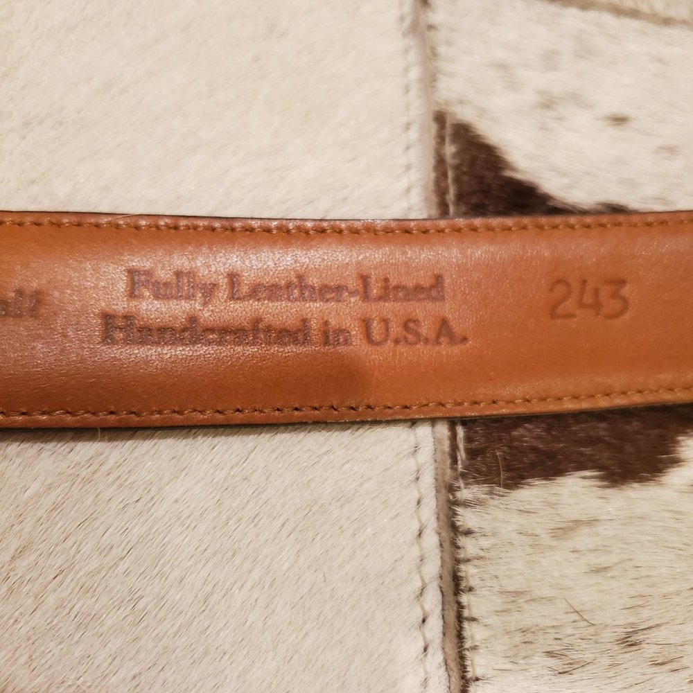 Allen Edmonds Burnished Calf Brown Leather Belt Brass Colored Buckle Size 38 - Picture 2 of 8